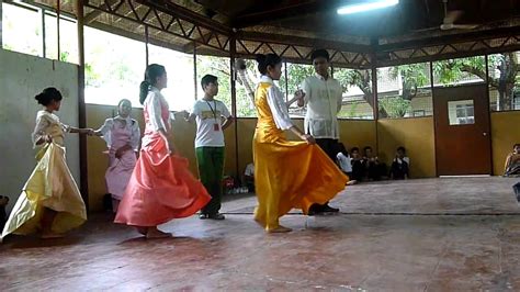 literal na nangangahulugang polka in the village|5 .